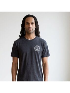Alpine clothing men’s Tshirt xl